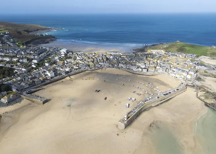 Mordros, St Ives