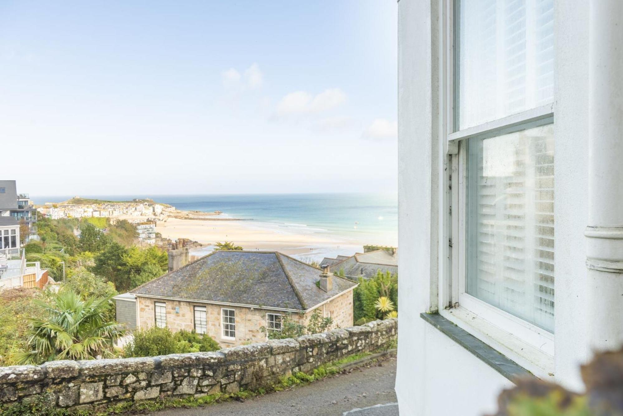 Mordros, * St Ives (Cornwall)